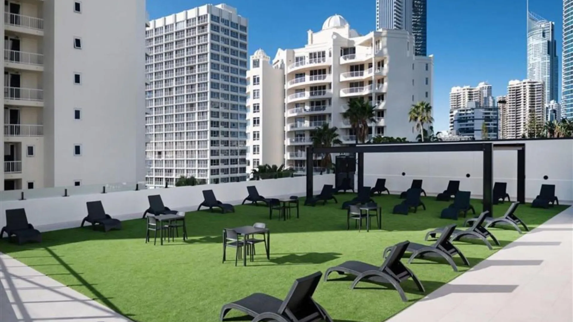 Kro Cosy Studio With Stunning Ocean Views Gold Coast